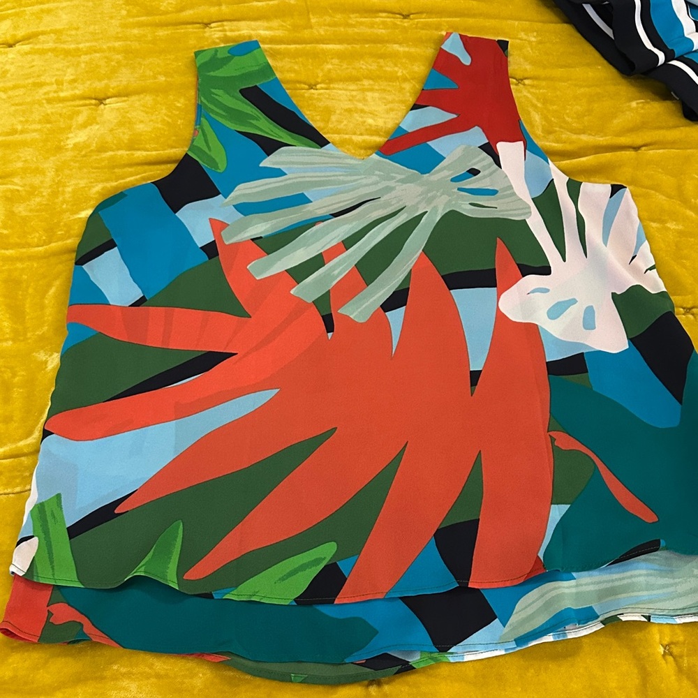 Ann Taylor Petite Multicolor Tropical Print Pantsuit - Picture 10 of 10